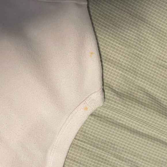 Aritzia Sunday Best little ribbed tee - Picture 5 of 5